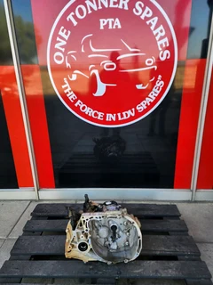 Nissan Np200 1.6 8v gearbox available