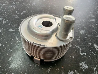 Np300 2.5td (Yd25) oil cooler