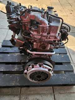 Mitsubishi Triton 2.5td engine availble