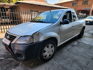 2018 Np200 1.5td breaking for spares