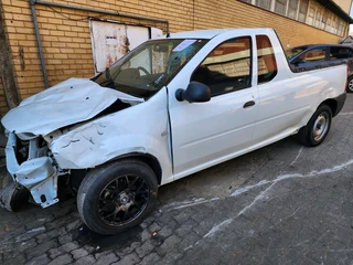 2020 Np200 1.6 8v code 2 breaking for spares