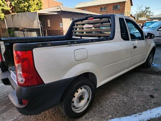 2020 Np200 1.6 8v code 2 breaking for spares