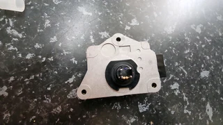 Nissan Np300 Ka20 Airflow meters aivailble