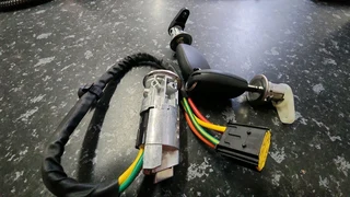 Nissan Np200 lockset