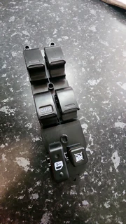 Hilux Kzte Window switch