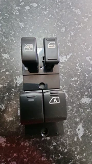 Nissan Navara window switch