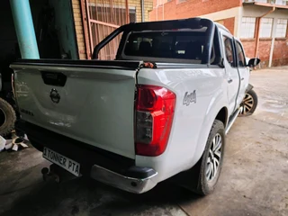 Nissan navara D23 (Ys23) breaking for spares