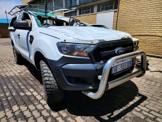 2018 Ford Ranger 2.2td T7 breaking for spares