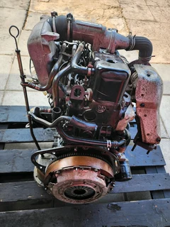 Isuzu 2.8td engine availble