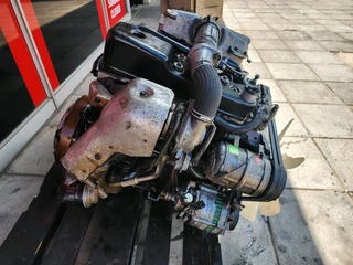 Isuzu 2.8td engine availble