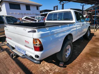 Mitsubishi Colt 2.8td breaking for spares