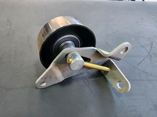 Isuzu 2.5td (4jk1) Tensioner pulley