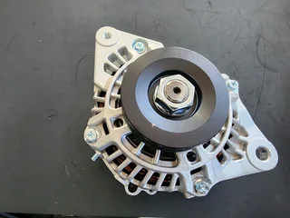 Nissan Np300 2.4i (Ka24) alternator available