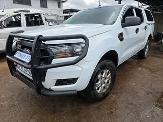 T7 Ford Ranger 2.2td 4x4 breaking for spares