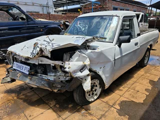 Nissan 1400 Breaking for spares