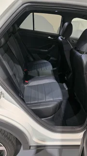 2022 Volkswagen T-Roc 2.0 TSI, R-Line, 4 Motion