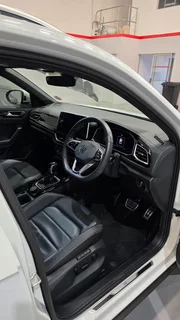 2022 Volkswagen T-Roc 2.0 TSI, R-Line, 4 Motion