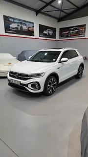 2022 Volkswagen T-Roc 2.0 TSI, R-Line, 4 Motion