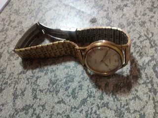 1960,S BENTLEY MECHANICAL WIND UP WATCH 17 JEWELS GOLD PLATED R350