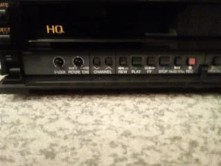 SHARP VHS VIDEO MACHINE 4  HEAD SUPER MULTI  WITH REMOTE DOES COME ON BUT NOT WORKING PROPERLY