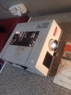 VINTAGE PROJECTOR VOIGTLANDER PERKEO AUTOMATIC R350 WORKING