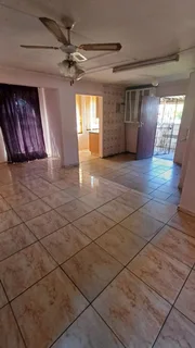 3 bedroom, 2 bathroom house for sale