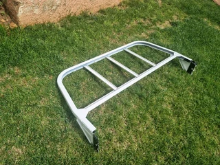 Toyota Landcruiser bakkie headboard