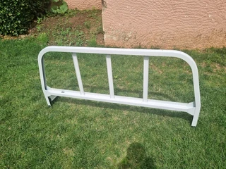 Toyota Landcruiser bakkie headboard