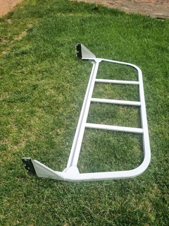 Toyota Landcruiser bakkie headboard