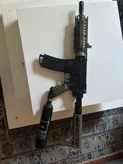 Tippmann M4 Carbine paintball gun