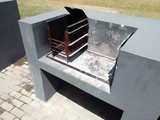 Gorgeous groundfloor 3 bed with own garden