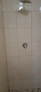 Separate entrance 1 bedroom. Next to westgate mall.