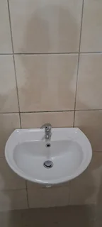 Separate entrance 1 bedroom. Next to westgate mall.