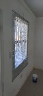 Separate entrance 1 bedroom. Next to westgate mall.