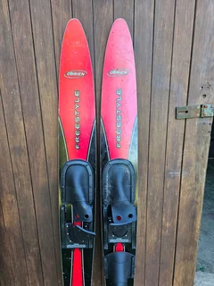 Water skis combo set