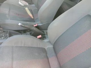 2014 1.4  POLO VIVO NEGOTIABLE.