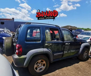 2006 Jeep Cherokee 3.7 - Stripping for Spares