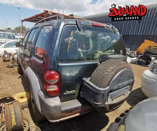 2006 Jeep Cherokee 3.7 - Stripping for Spares