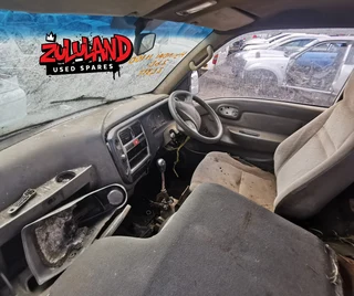 Hyundai H100 2.6D - Stripping  for Spares