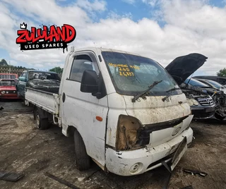Hyundai H100 2.6D - Stripping  for Spares