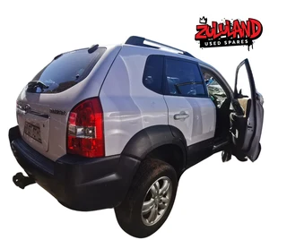 2007 Hyundai Tucson 2.0L - Stripping for Spares