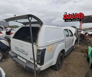 2015 Isuzu D-Max KB250D D-Tec - Stripping  for Spares