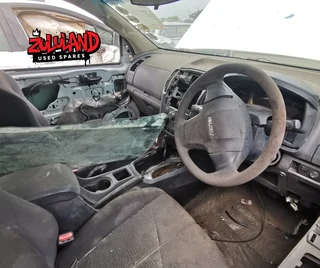 2015 Isuzu D-Max KB250D D-Tec - Stripping  for Spares