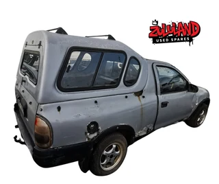 2001 Opel Corsa bakkie - Stripping for Spares