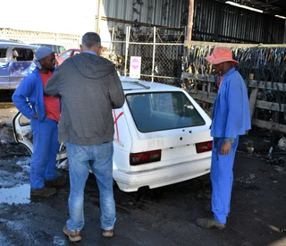 2001 Opel Corsa bakkie - Stripping for Spares