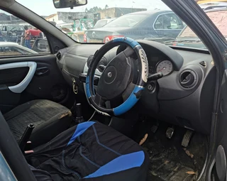 2011 Renault Sandero 1.6 8V - Stripping for Spares