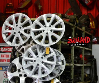 2002 Nissan Hardbody 2.7D - Stripping for Spares