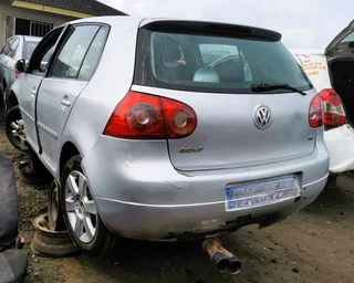 2004 VW Golf 5 1.6 - Stripping for Spares