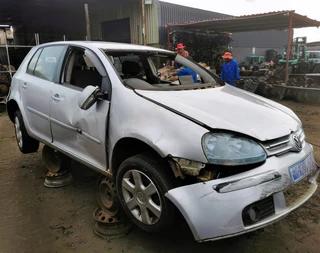 2004 VW Golf 5 1.6 - Stripping for Spares
