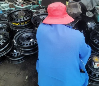 2009 Kia Cerato 1.4 - Stripping  for Spares